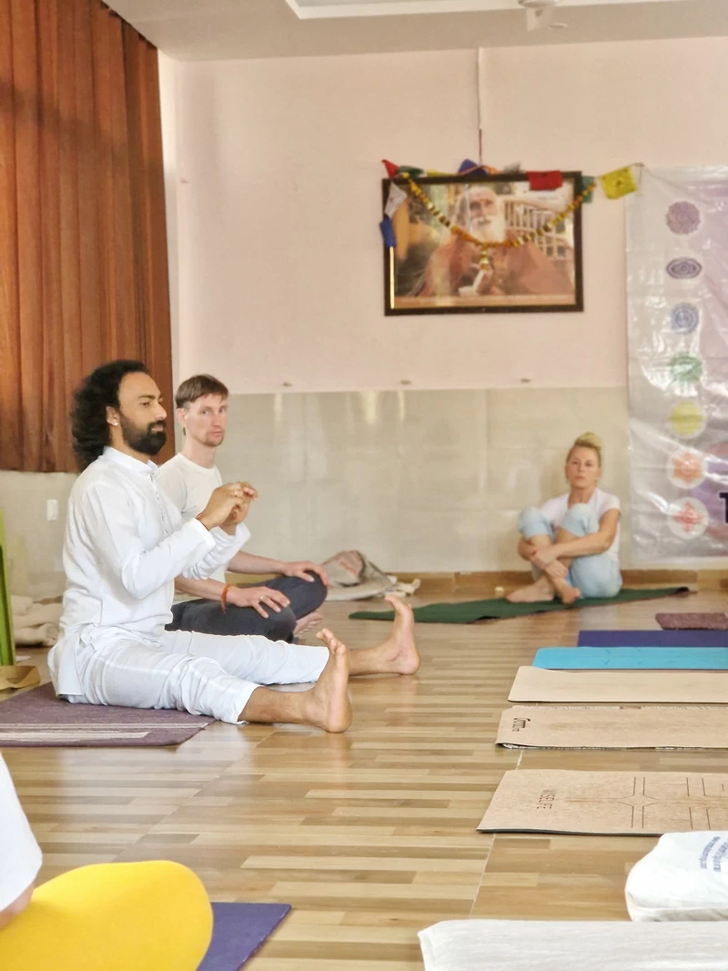 200-часов, осень 2022, г. Ришикеш