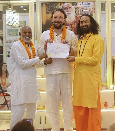 Закрытие курса в школе йоги Ом Шанти Ом