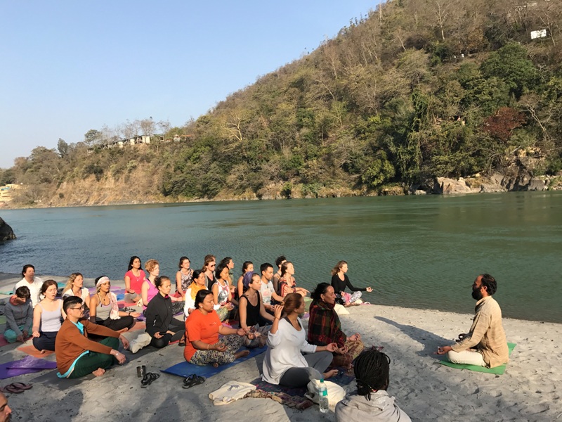 pranayama-by-the-ganges