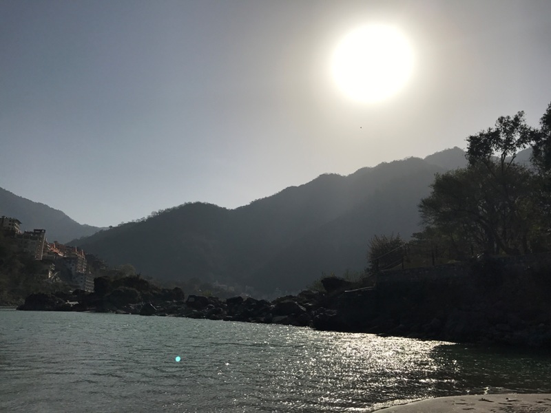 sun-over-the-mountains